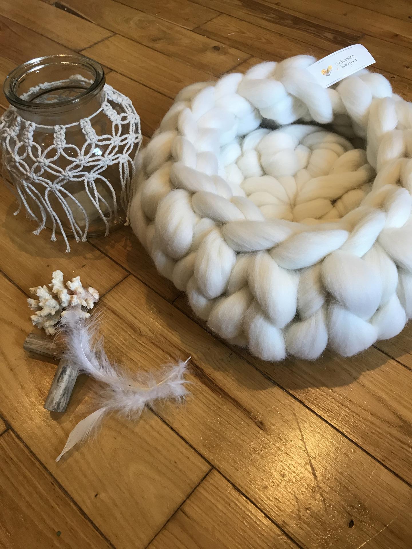 Panier décoratif en laine mérinos ✨